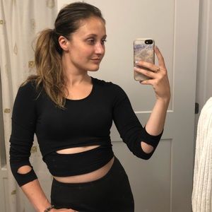 Small Gymshark Longsleeve Crop Top
